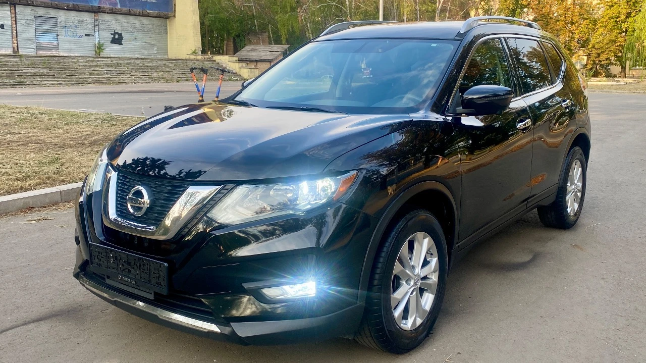 🔥nissan rogue sw🔥 год выпуска: 2016 начало эксплуатации: 2017 тип двигателя: бензиновый, 2.5 пробег: 127 000 км (оригинальный) привод: полный (4wd) коробка передач: вариатор (cvt) vin-номер: jn8at2mv2gw145999 комплектации: • датчики света/дождя • электрорегулировка зеркал • электроподъёмники • электропривод багажника • режимы eco, normal, sport • подогрев передних сидений • двухзонный климат-контроль • камера 360° • сенсорный монитор с bluetooth, usb, aux • безключевой доступ • кнопка start/stop • система помощи при спуске • круиз-контроль • мультируль • контроль слепых зон • датчики давления шин • электрорегулировка сиденья • led-фары цена: 1 599 000 ₽ автомобиль в отличном состоянии, все системы работают. готов к проверке. юридически чист, без обременений. вопросы по телефону: +7-949-41-55-434. возможен минимальный торг. - фотография - 6