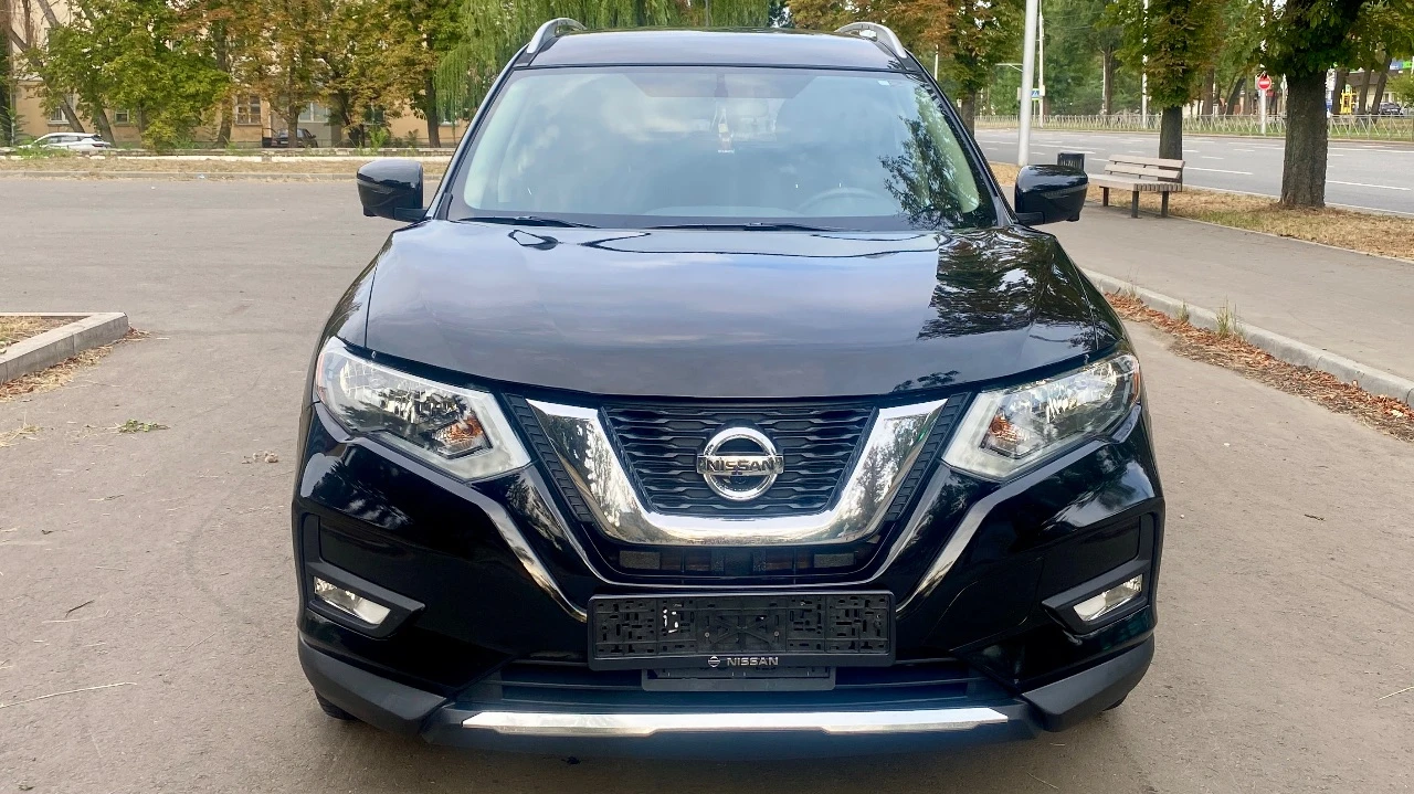 🔥nissan rogue sw🔥 год выпуска: 2016 начало эксплуатации: 2017 тип двигателя: бензиновый, 2.5 пробег: 127 000 км (оригинальный) привод: полный (4wd) коробка передач: вариатор (cvt) vin-номер: jn8at2mv2gw145999 комплектации: • датчики света/дождя • электрорегулировка зеркал • электроподъёмники • электропривод багажника • режимы eco, normal, sport • подогрев передних сидений • двухзонный климат-контроль • камера 360° • сенсорный монитор с bluetooth, usb, aux • безключевой доступ • кнопка start/stop • система помощи при спуске • круиз-контроль • мультируль • контроль слепых зон • датчики давления шин • электрорегулировка сиденья • led-фары цена: 1 599 000 ₽ автомобиль в отличном состоянии, все системы работают. готов к проверке. юридически чист, без обременений. вопросы по телефону: +7-949-41-55-434. возможен минимальный торг. - фотография - 10