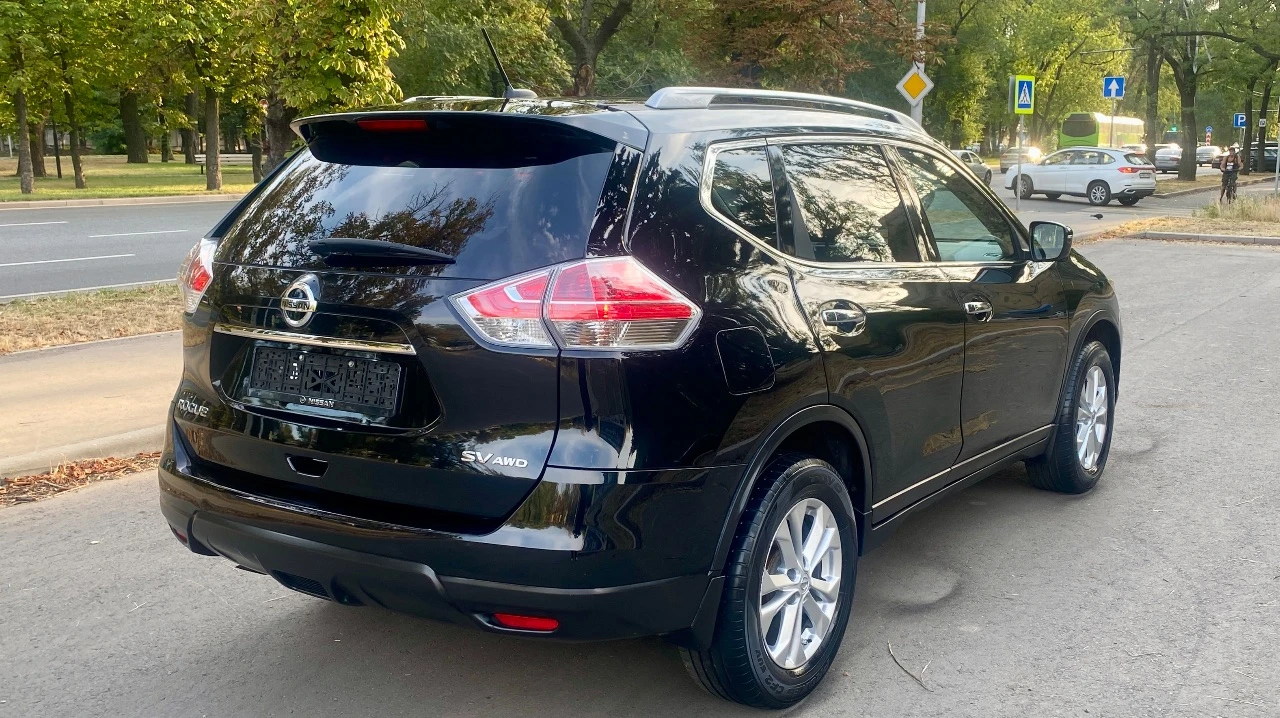 🔥nissan rogue sw🔥 год выпуска: 2016 начало эксплуатации: 2017 тип двигателя: бензиновый, 2.5 пробег: 127 000 км (оригинальный) привод: полный (4wd) коробка передач: вариатор (cvt) vin-номер: jn8at2mv2gw145999 комплектации: • датчики света/дождя • электрорегулировка зеркал • электроподъёмники • электропривод багажника • режимы eco, normal, sport • подогрев передних сидений • двухзонный климат-контроль • камера 360° • сенсорный монитор с bluetooth, usb, aux • безключевой доступ • кнопка start/stop • система помощи при спуске • круиз-контроль • мультируль • контроль слепых зон • датчики давления шин • электрорегулировка сиденья • led-фары цена: 1 599 000 ₽ автомобиль в отличном состоянии, все системы работают. готов к проверке. юридически чист, без обременений. вопросы по телефону: +7-949-41-55-434. возможен минимальный торг. - фотография - 8