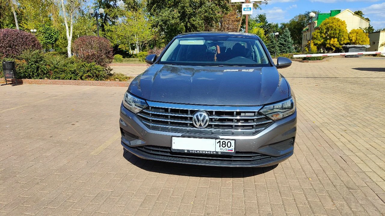 Продам volkswagen jetta 7, комплектация se, 07/2019 год, пробег 69870км, двс 1.4 турбо(150лс), акпп... - фотография
