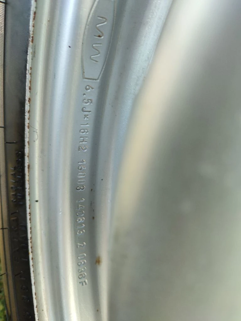 Продам. комплект колёс. 4. шт. разболтовка. 5. *114;3. * 16. диски. рено. резина. нокиан - фотография - 2