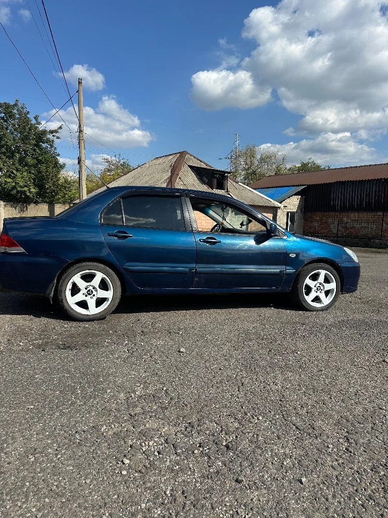 Продам лансер 9, 2005г, в нормальном состоянии для этой цены, все подробности по телефону или в лс +79493709586, цена 270.000р, донецк - фотография - 4