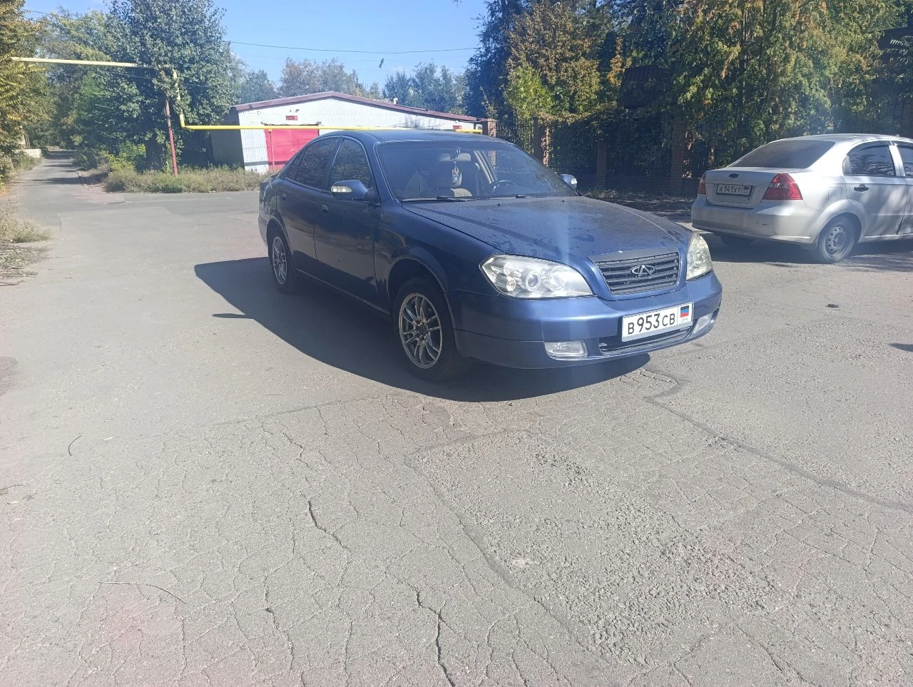 Продам черри истар 2.0, 172 т. пробег, состояние среднее, сделан капремонт двигателя, 260 т. рублей, торг. +79493710600. - фотография - 2