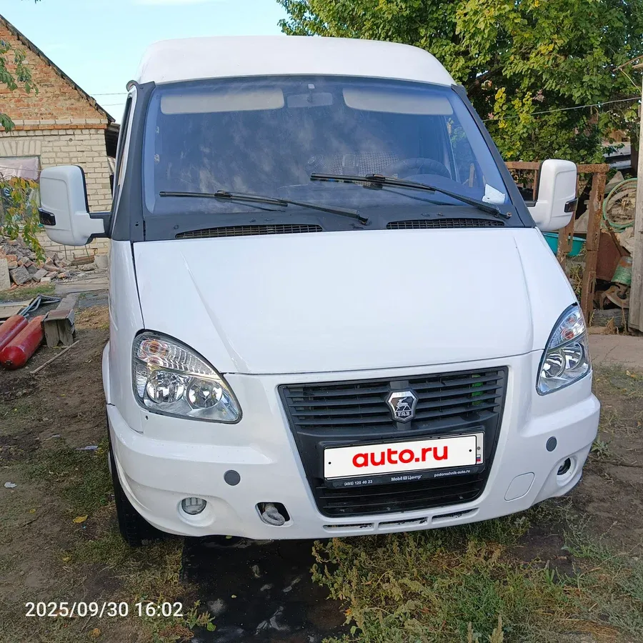 Соболь для души! из комфорта: электроподъемники, мульти-руль, торпеда бизнес, гур, качественный авто звук. далее самое интересное: соболь полностью обесшумлен кузов, кабина, дверные карты, всё обесшумивал. пол выполнен из нержавеющего алюминия, остальное это вагонка хвоя, сосна (покрывал биотонером и лаком в 2 слоя), диски литые, резина усиленная новая зимняя липучка (triangle), брал с большим профилем 225/65/16c, нигде не застрянет) зеркала боковые, новые с подогревом, стопы задние новые, фары новые (стекло), противотуманки ставил новые. свет на 10/10. вся обработана от коррозии, ни одного рыжика нет, так же шумка защищает от ржавчины! передок полностью перебран, балка перебрана, барабаны, колодки новые, рессоры новые самые мощные и при этом самые мягкие, глушитель (новый) переварен под баллоны метан, подвесной новый компрессия в каждом цилиндре идеальная. звук, очень приятный, езда очень плавная, очень хорошо набирает. движок, коробка да и вообще вся ходовая в идеальном состоянии! цена: 900.000. торга нет! делал для себя, для отдыха, можно спать в - 30 (проверял). машина в луганске. все номера читаются, не в залоге, не в кредите, запретов нет. за дополнительными фото, видео и т. д. в лс. +79591915862 (телеграм, ватсап). - фотография - 17