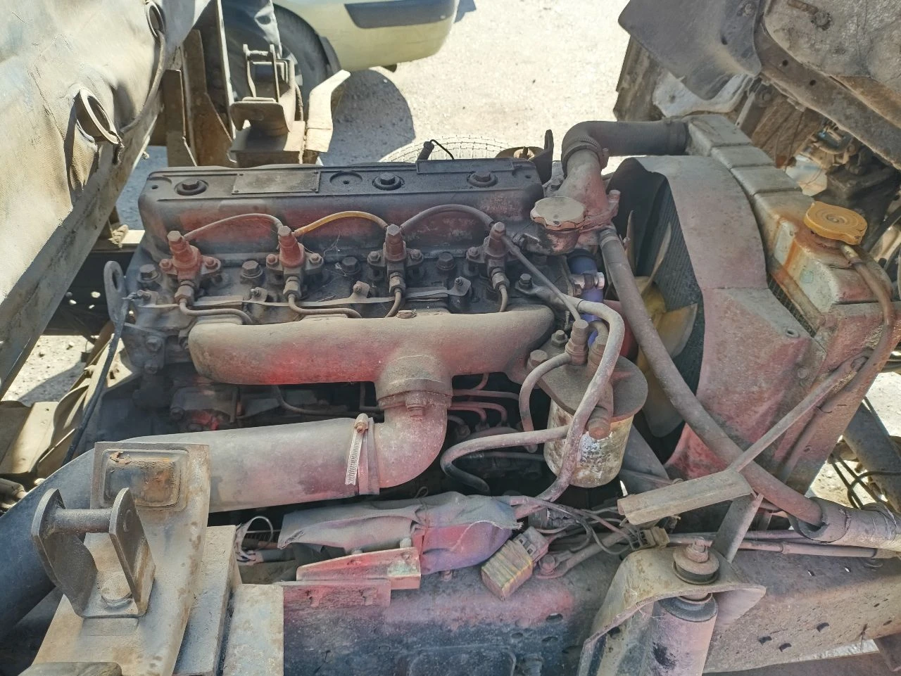 Продам бортовой грузовик фотон олин1043, сел поехал, 2005год, 3-х тонник, 3.7простой дизель, механика 5-ти ступка, будка 4метра. с документами порядок. смотреть в донецке. 400000р. +79494708166 - фотография - 8