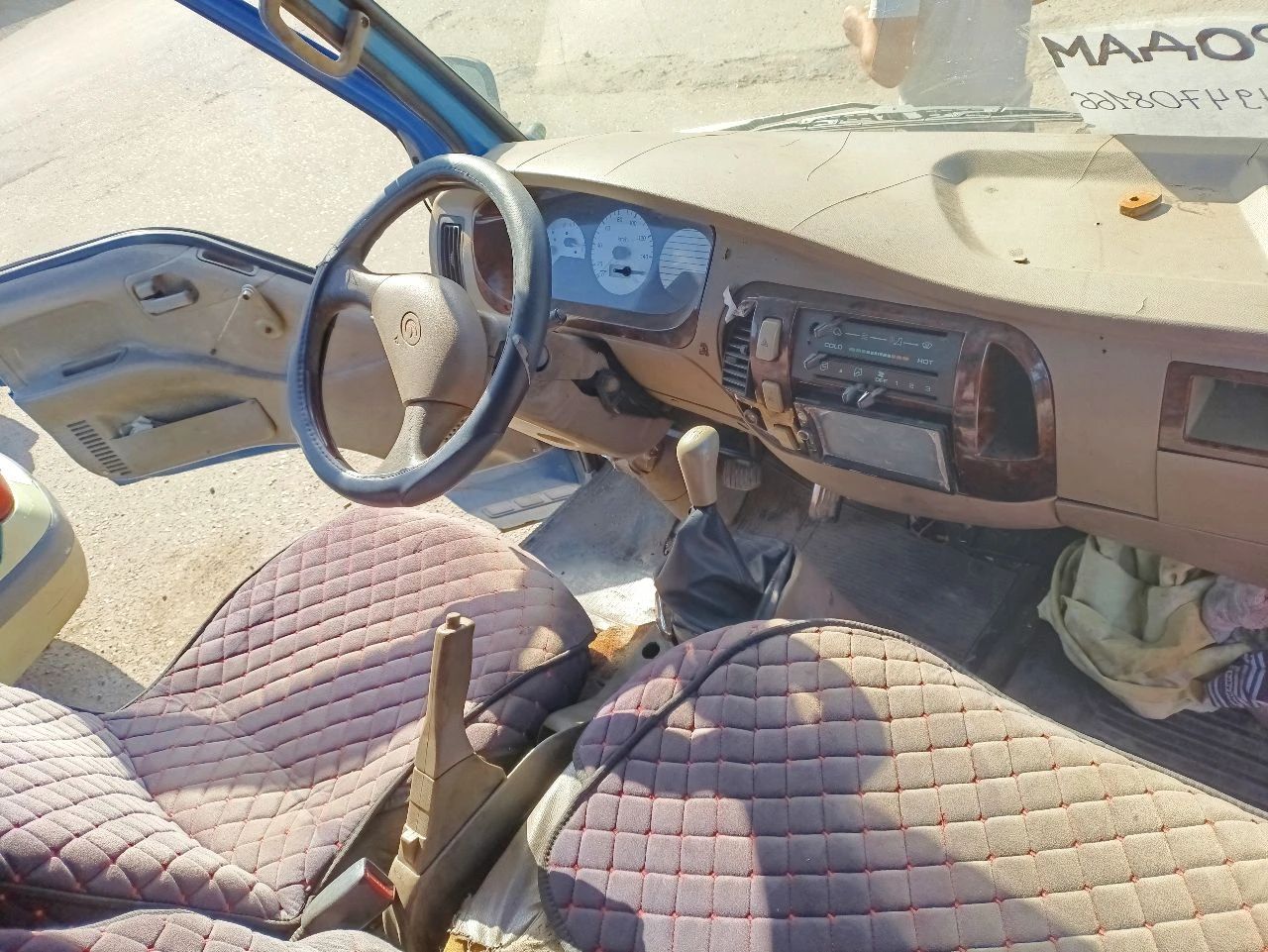 Продам бортовой грузовик фотон олин1043, сел поехал, 2005год, 3-х тонник, 3.7простой дизель, механика 5-ти ступка, будка 4метра. с документами порядок. смотреть в донецке. 400000р. +79494708166 - фотография - 3