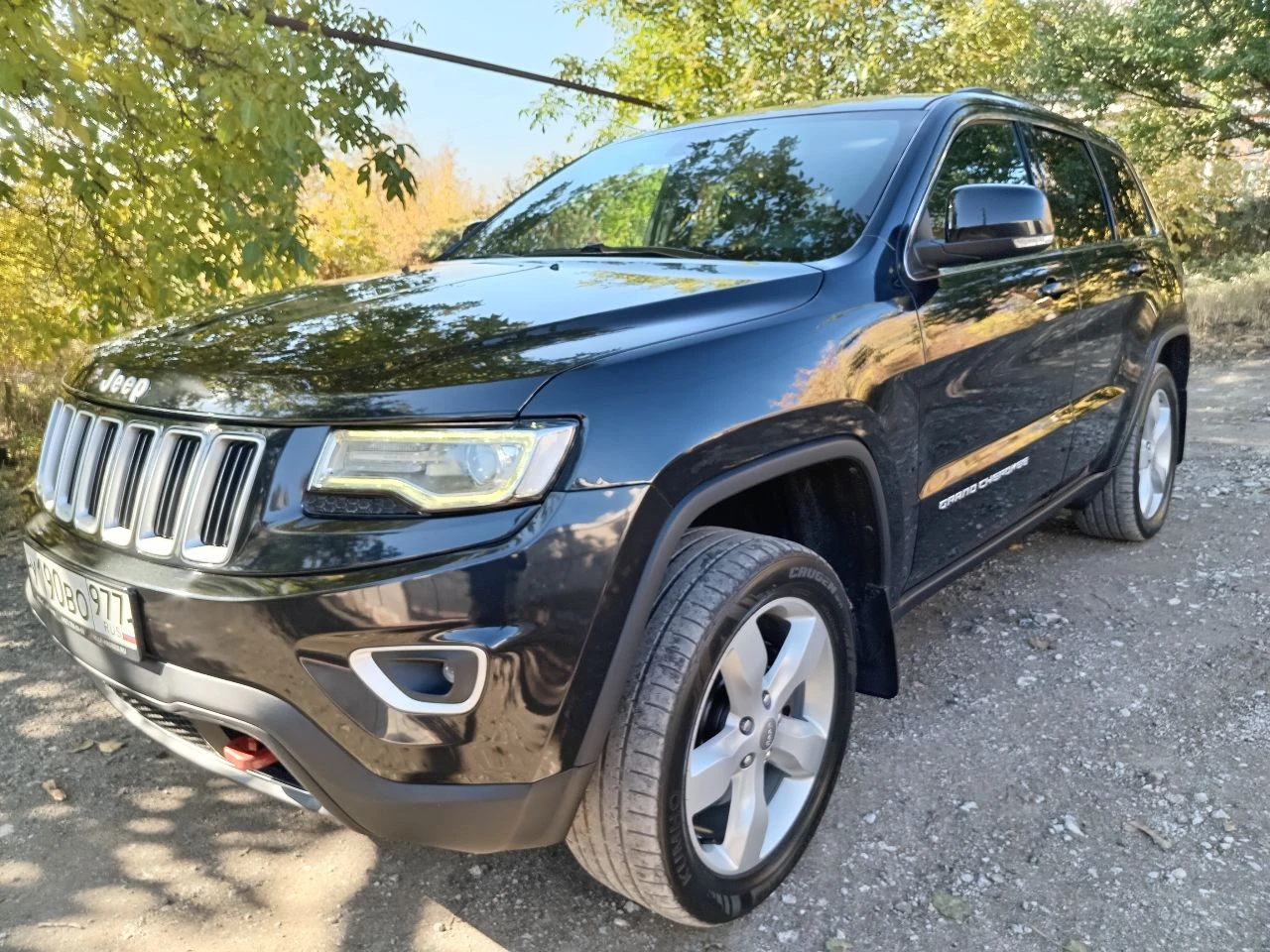 Джип гранд чероке 2013 года 3,6 бензин отличное состояние кузова без сколов, два комплекта резины, о... - фотография