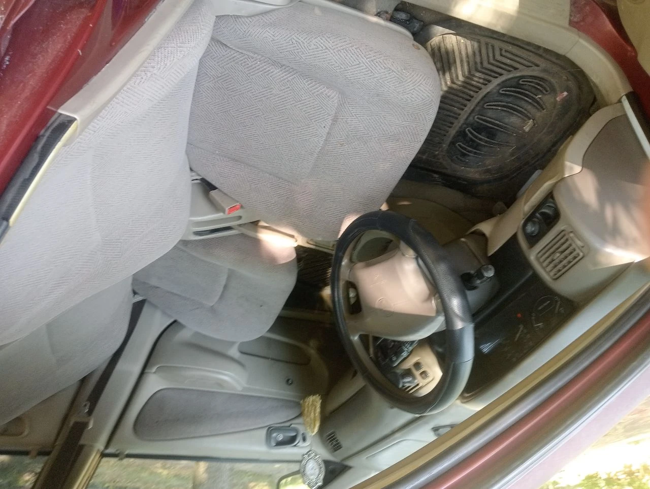 Шевроле призм на ходу требуется кузовной ремонт продам срочно ц 70т без торга т9507618458 - фотография - 3