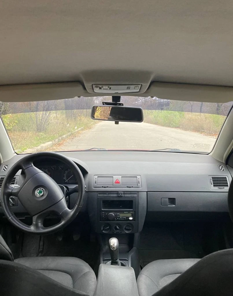 Продам skoda fabia, год выпуска 2006, пробег 323 000 километров, двигатель 1.2, мкпп, состояние отличное. более 10 лет в одних руках, гаражное хранение, все то проводились в срок, есть заказ-наряды с проделанной работой по машине. на 240 000 км пробега был капитальный ремонт двигателя, на 290 000 км капитальный ремонт мкпп. птс оригинал, один хозяин, юридически чистая, продажа с переоформлением. установлен газ евро 4, вписан в птс. резина летняя, не лысая, на литых дисках. машина обслужена, в достойном состоянии для своих лет. осмотр в макеевке, цена 390 000 рублей, торг у капота реальному покупателю. телефон: +79493084927 - фотография - 4