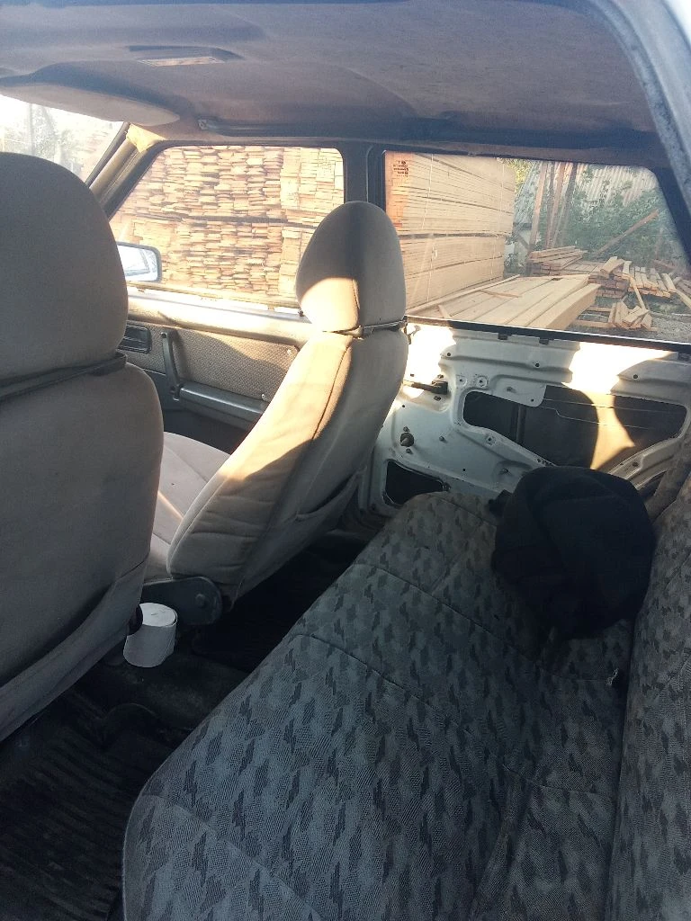 Продам ваз 2109 на ходу сель поехал цена 50000 руб тех паспорт просрочен на учёт станет остальные вопросы по телефону+79495787251 - фотография - 2