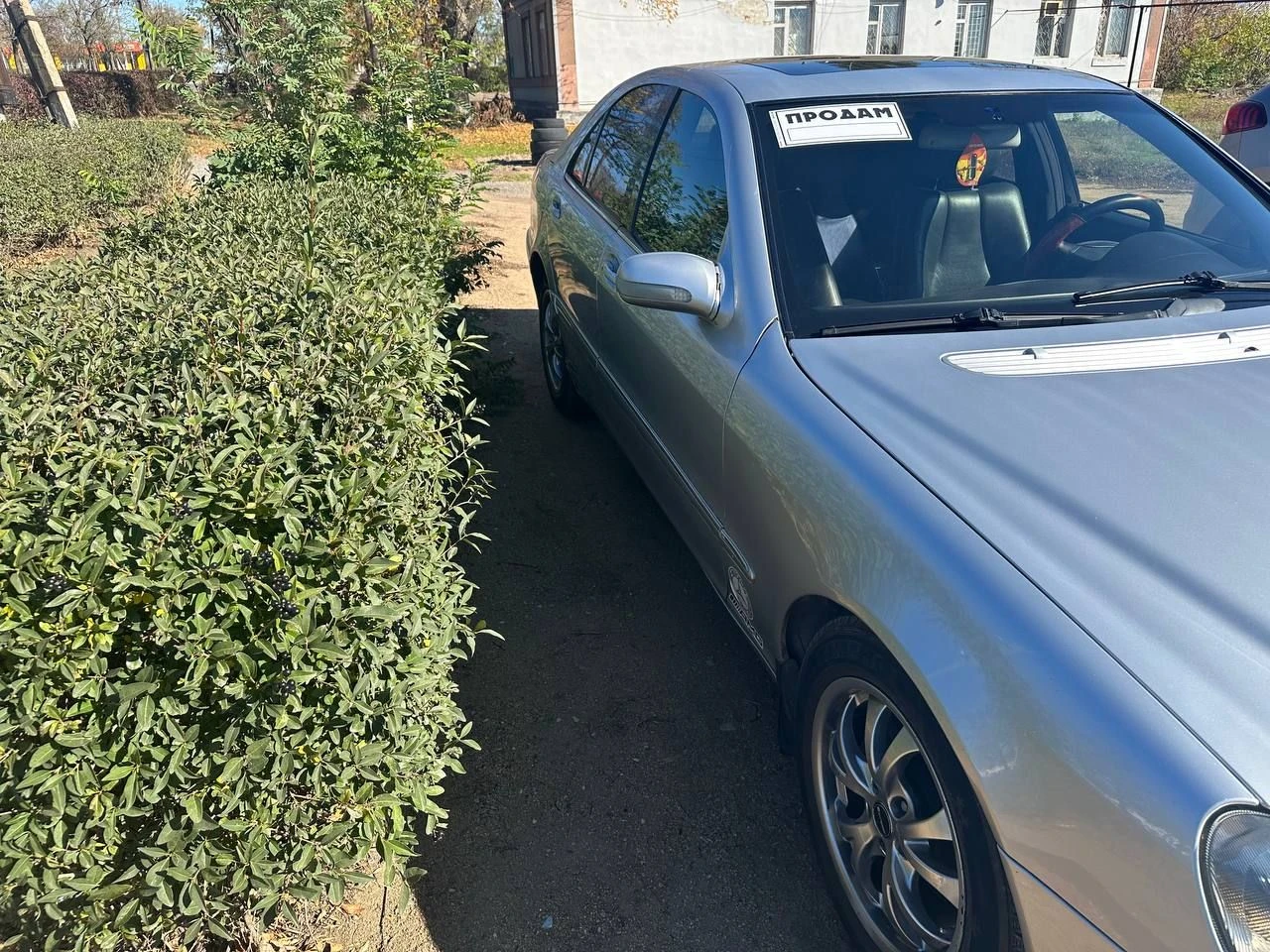 Продам мерседес s 320 w 220 2001 г. в. 3.2. бензин атмосферник. состояние хорошее, масла, фильтра поменяны. климат контроль новый. ходовая в норме. владелец, переоформление. +7 (949) 705-71-48 +7 (949) 705-71-49 цена 760.000. торг - фотография - 9