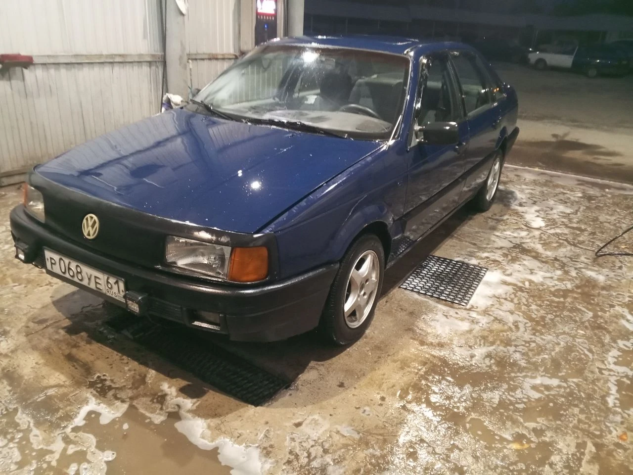 Продам пассат б3'1991,1.8, коробка мотор всё чётко! Цена 100₽+79494215161 - фотография - 3