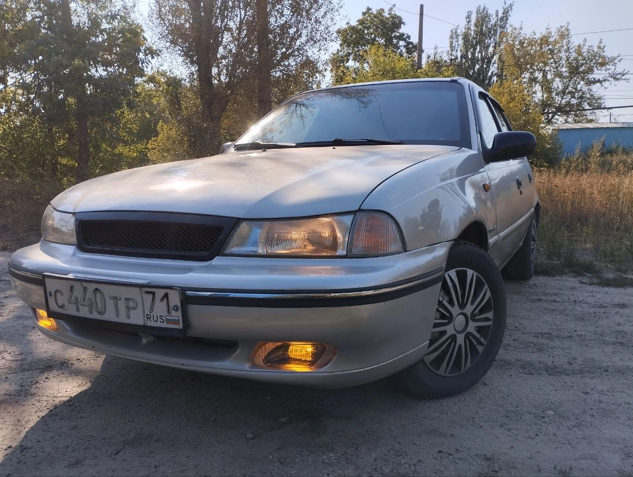 Нексия 1.5, 16кл, 85л. с. 2005г. продается экономичная и резвая рабочая лошадка. 4 эсп, гур, магнитола, электрика вся рабочая. обслужена, стоит много новых запчастей, сел - поехал. цена 235 тыс, небольшой торг у капота. горловка, +79494804415 - фотография - 4