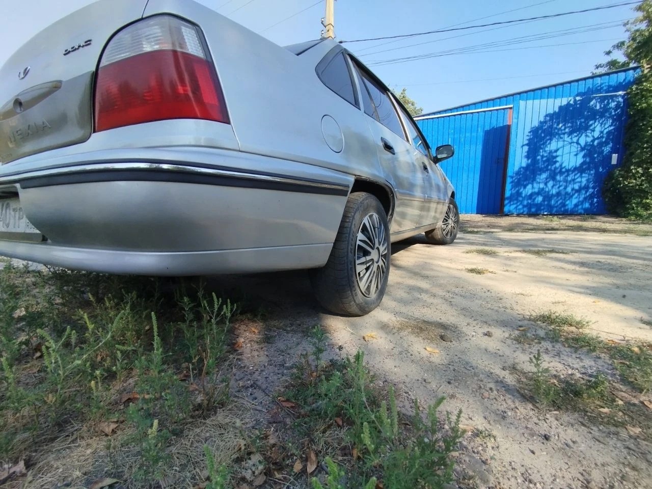 Нексия 1.5, 16кл, 85л. с. 2005г. продается экономичная и резвая рабочая лошадка. 4 эсп, гур, магнитола, электрика вся рабочая. обслужена, стоит много новых запчастей, сел - поехал. цена 235 тыс, небольшой торг у капота. горловка, +79494804415 - фотография - 6