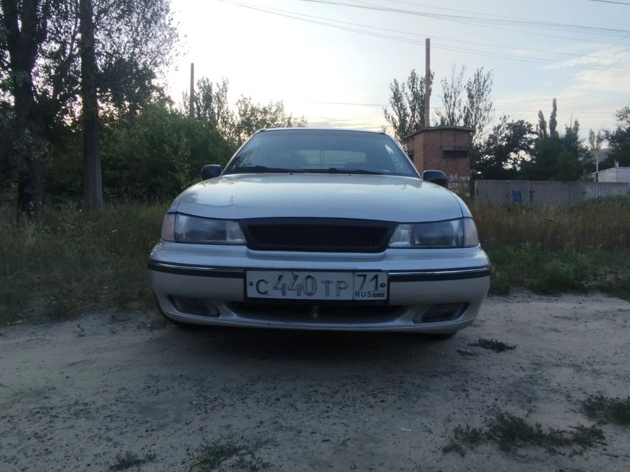 Нексия 1.5, 16кл, 85л. с. 2005г. продается экономичная и резвая рабочая лошадка. 4 эсп, гур, магнитола, электрика вся рабочая. обслужена, стоит много новых запчастей, сел - поехал. цена 235 тыс, небольшой торг у капота. горловка, +79494804415 - фотография - 3