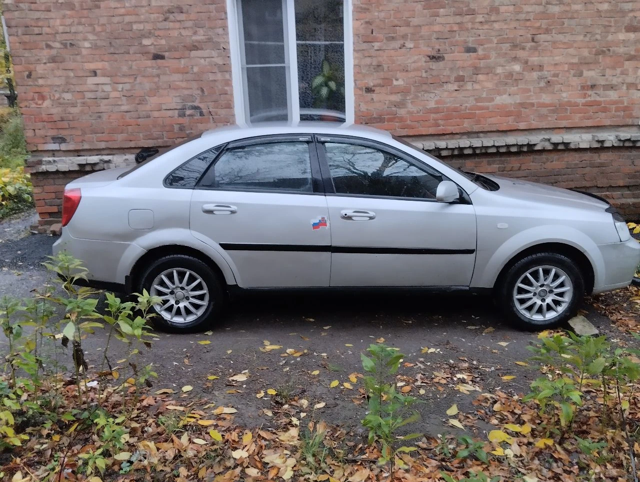 Продам обменяю на мерс лачетти двс 1 6 л газ бензин +79493560326. 2008г - фотография