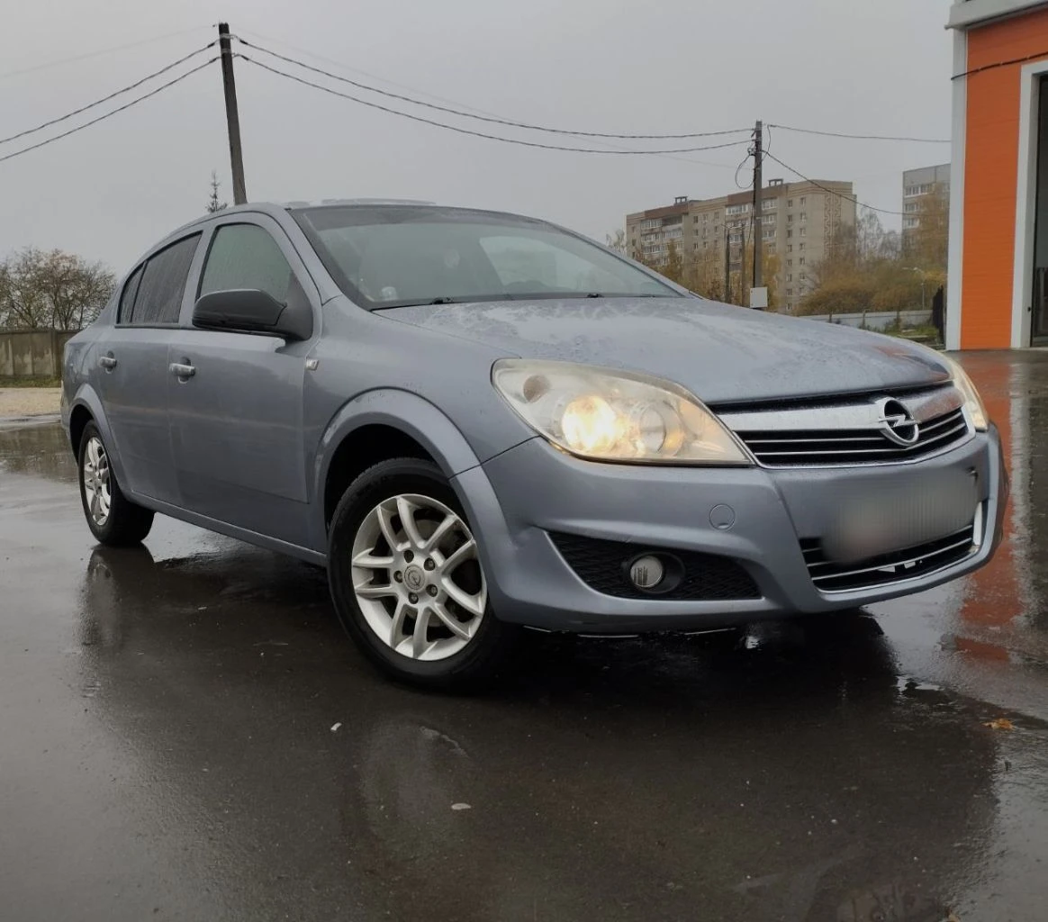 Opel astra h, 1.6l, 2008г, 193ткм приятная, ухоженная астра в технически идеальном состоянии. обслуживалась всегда вовремя хорошими, качественными запчастями. 90% родного окраса. действительно, достойный автомобиль. собственник. 180 регион. цена 575 000 горловка, +79494804415 - фотография - 4