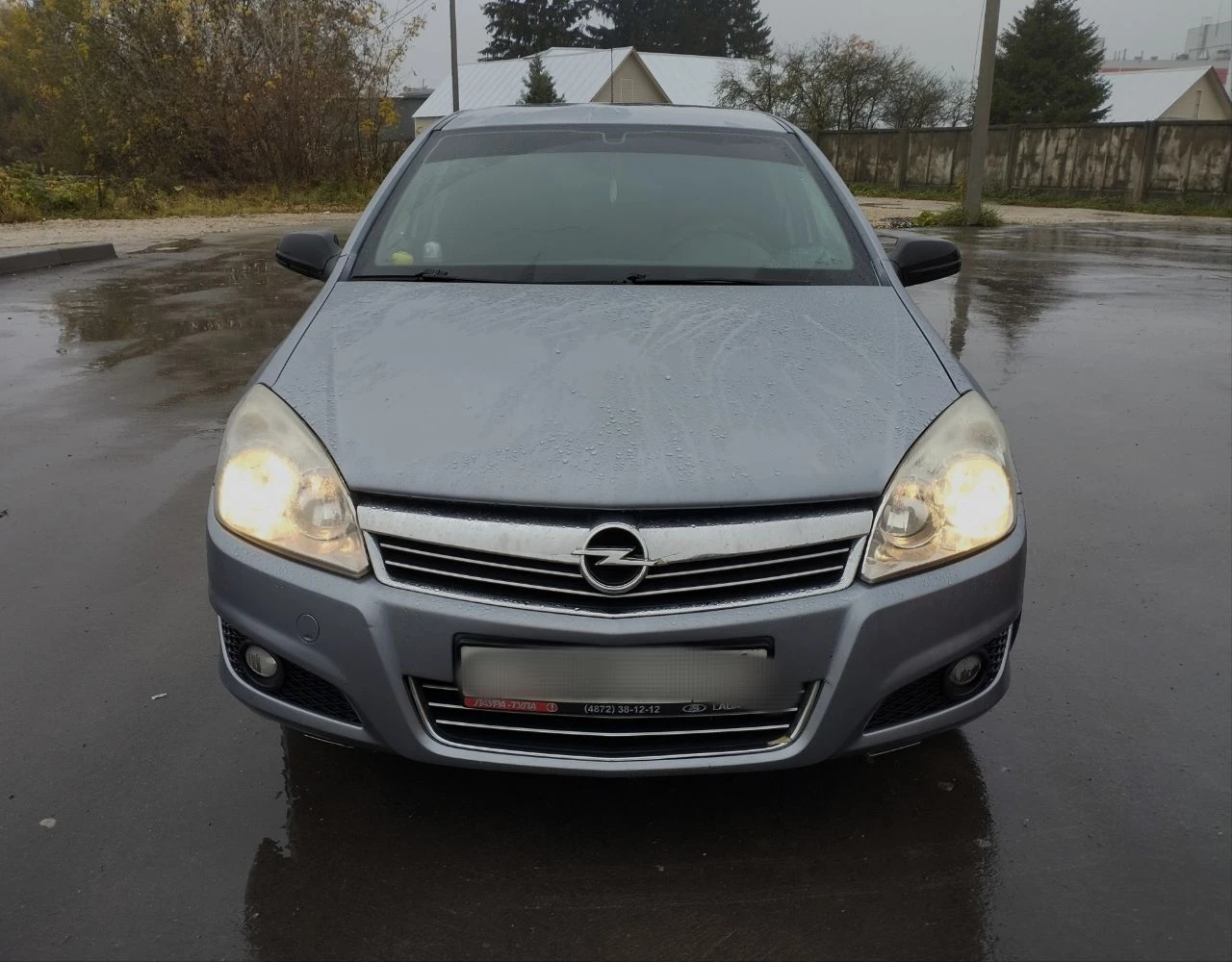 Opel astra h, 1.6l, 2008г, 193ткм приятная, ухоженная астра в технически идеальном состоянии. обслуж... - фотография
