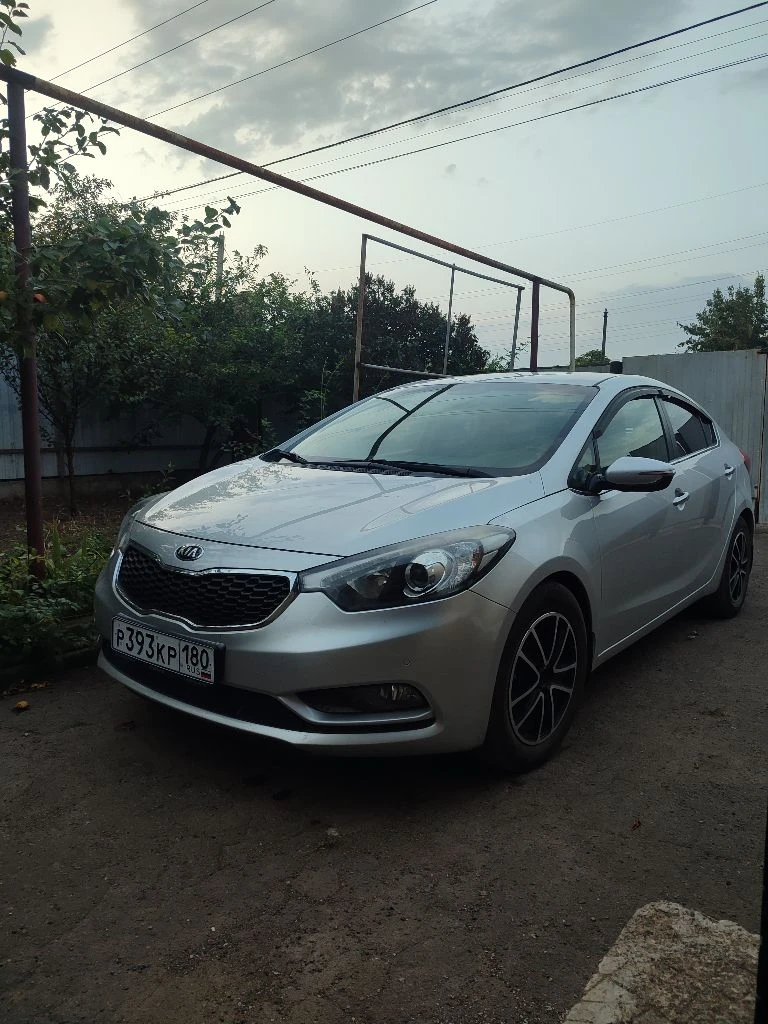 Обменяю kia cerato 3 2014 2.0 бензин 116 тыс пробег родной окрас! двухзонный климат-контроль, бесклю... - фотография