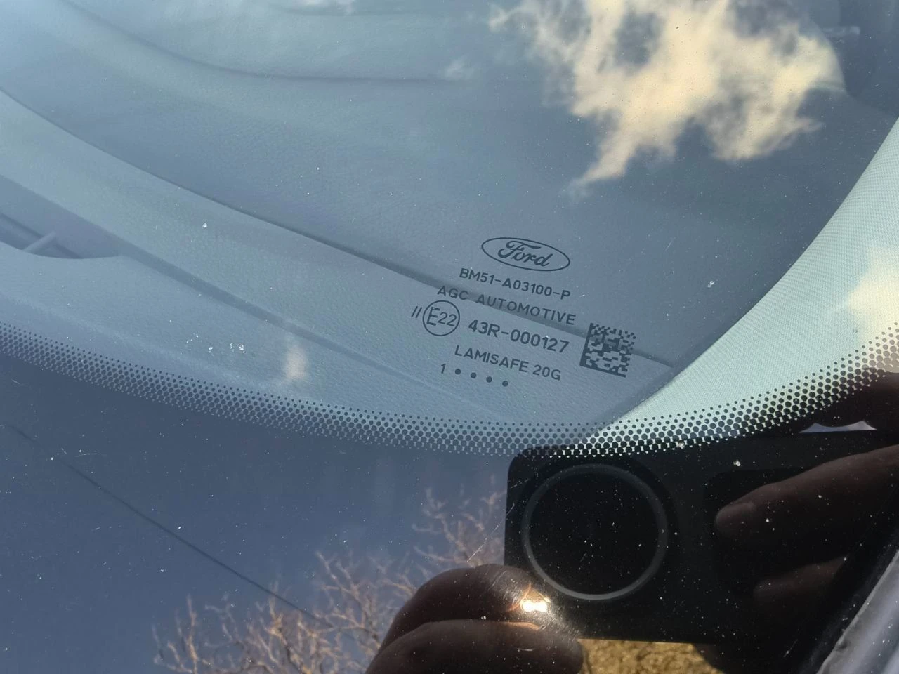 Ford focus 3, 2011 состояние идеальное мотор 1.6, мкпп (не робот!). пробег 236тыс. (оригинал) ✅1 хозяин за все время ✅технически без нареканий ✅все стекла родные! ✅сигнализация с автозапуском ✅планшет с навигацией, carplay, android auto, блютуз! ✅не такси и не каршеринг! юридически чистый! автомобиль в изумительном состоянии для своих лет, коррозии нет. мотор белоснежный в идеальном состоянии (не цокатит, как на других фокусах), коробка без нареканий, 5тыс назад замена полного комплекта сцепления. ходовая полностью обслужена, только поменял шаровые. цена: 720000р, торг могу присутствовать в мрэо. возможна продажа в кредит через автосалон. +7 949 577-13-21 +7 949 658-59-82 +7 989 502-37-77 - фотография - 6