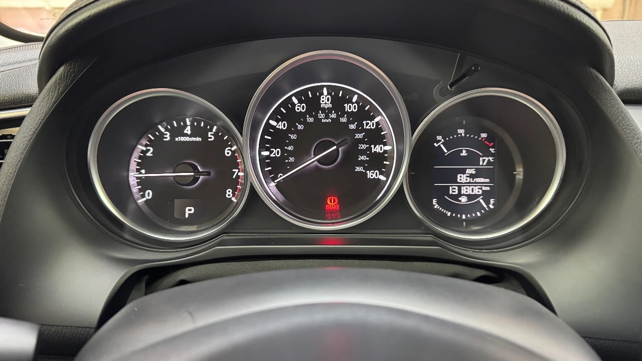 Mazda 6, 2017 — для тех, кто любит драйв и стиль! цена 1 890 000 руб. +79493329833 денис авто в донецке эта mazda 6 создана, чтобы дарить эмоции от каждой поездки. надёжный атмосферный двигатель 2.5 (186 л. с.) в паре с автоматом делает вождение лёгким и уверенным. машина отзывчивая, динамичная и при этом экономичная — идеальный баланс мощности и комфорта. ✨ преимущества: • идеально ухоженное состояние — авто обслуживалось вовремя, без халтуры. • кузов без серьёзных повреждений, салон чистый и аккуратный. • отличная комплектация: мультимедиа, камера заднего вида, двухзонный климат-контроль, бесключевой доступ, датчики слепых зон и многое другое. • приятный расход топлива — около 7–8 л/100 км. mazda 6 — это не просто средство передвижения. это стиль, эмоции и надёжность в одном автомобиле. сел, нажал газ — и почувствовал удовольствие от вождения. 💥 машина не требует вложений — просто садись и наслаждайся! 📍 осмотр в удобное время, звоните или пишите — расскажу всё подробно. - фотография - 5