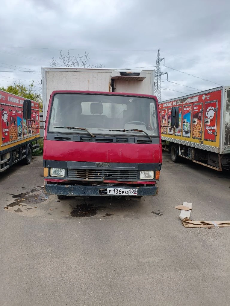 Продам tata lpt 613 фургон, есть рефрижератор. пробег 303034.год 2007.на ходу, есть недочеты по кабине и кузову. все вопросы по телефону +7 949 334 16 25.цена 500 000 - фотография - 1