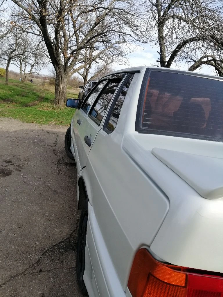 Продам ваз 2115, 2005 г. , 1.5 л. цена 250 тыс. руб. торг в хорошем состоянии. документы чистые, без штрафов, запретов, ограничений. дкп, стс, птс на руках. по технике отлично все. мотор работает тихо, масла, коробка без нареканий, не выбивает, не хрустит. кузов ровный, без рыжиков. электрика исправна. 2 эл. стеклоподъёмника. печка греет. дно, пороги, стаканы, целые. музыка играет не плохо. лобовое целое. резина зима, свежая r14. автомобиль на полном ходу. салон ухожен. макеевка, шахтерск +79496306865 - фотография - 2