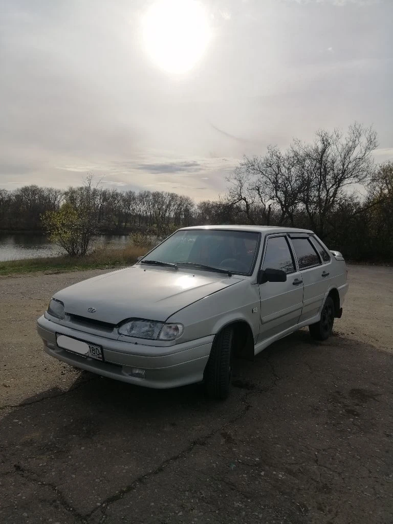 Продам ваз 2115, 2005 г. , 1.5 л. цена 250 тыс. руб. торг в хорошем состоянии. документы чистые, без штрафов, запретов, ограничений. дкп, стс, птс на руках. по технике отлично все. мотор работает тихо, масла, коробка без нареканий, не выбивает, не хрустит. кузов ровный, без рыжиков. электрика исправна. 2 эл. стеклоподъёмника. печка греет. дно, пороги, стаканы, целые. музыка играет не плохо. лобовое целое. резина зима, свежая r14. автомобиль на полном ходу. салон ухожен. макеевка, шахтерск +79496306865 - фотография - 4