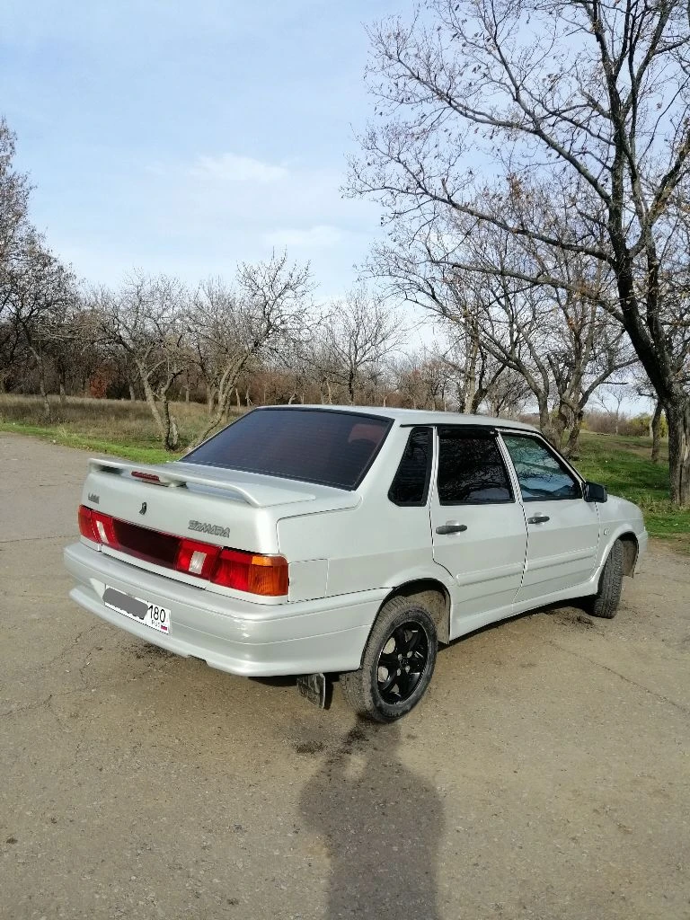 Продам ваз 2115, 2005 г. , 1.5 л. цена 250 тыс. руб. торг в хорошем состоянии. документы чистые, без штрафов, запретов, ограничений. дкп, стс, птс на руках. по технике отлично все. мотор работает тихо, масла, коробка без нареканий, не выбивает, не хрустит. кузов ровный, без рыжиков. электрика исправна. 2 эл. стеклоподъёмника. печка греет. дно, пороги, стаканы, целые. музыка играет не плохо. лобовое целое. резина зима, свежая r14. автомобиль на полном ходу. салон ухожен. макеевка, шахтерск +79496306865 - фотография - 7