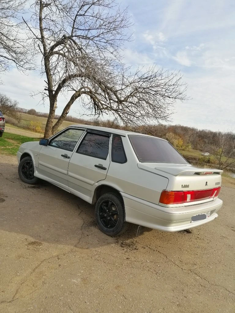 Продам ваз 2115, 2005 г. , 1.5 л. цена 250 тыс. руб. торг в хорошем состоянии. документы чистые, без штрафов, запретов, ограничений. дкп, стс, птс на руках. по технике отлично все. мотор работает тихо, масла, коробка без нареканий, не выбивает, не хрустит. кузов ровный, без рыжиков. электрика исправна. 2 эл. стеклоподъёмника. печка греет. дно, пороги, стаканы, целые. музыка играет не плохо. лобовое целое. резина зима, свежая r14. автомобиль на полном ходу. салон ухожен. макеевка, шахтерск +79496306865 - фотография - 1