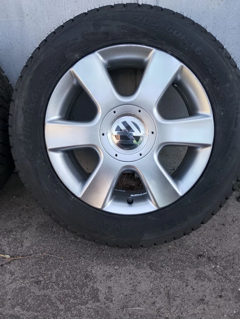 Продам оригинальные легкосплавные диски в хорошем состоянии ww 6.5j+ r16 rdc 5+112 dia 57,1 et50 с новой резиной, белшина 205 60 16 цена 55т. руб. тел +7 949 365 89 88 горловка тел+7 949 815 83 08 whatsapp. - фотография - 4