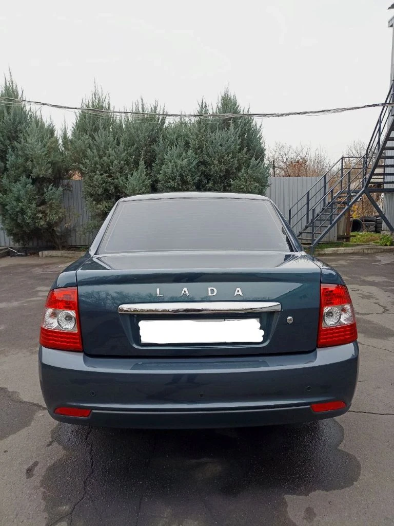 Продам lada priora 2012 года выпуска. я собственник, авто оформлено на меня!пробег 65 000 км родной!!! комплектация люкс! авто полностью обслужено, делать ничего не нужно! недавно были заменяны все жидкости: масло в моторе, масло в коробке, тормозная жидкость, антифриз немецкий хофер! по ходовой авто как мячик, также заменил все резинки, салейнблоки, 4 шруза тоже новые, колодки передние и задние! ремень генератора кондиционера, ремень грм 10тыс назад! под капотом заменяны все прокладки соединений, мотор не троит, не сопит, не течёт, работает всё ровно, гидрики не стучат! мотор родной, как есть, никто в него не лазил, масло от замены до замены! фильтр воздушный, салонный новые! кондёр морозит как надо! в фарах ближний и дальний хорошие леды, туманки линзы свет отличный! по кузову рыжиков нет, оброботона моволью : дно, арки, багажник, двери, капот! керамика 2 слоя! в родном окрасе, цвет "цунами". авто в живую смотриться достойно, лучше чем на фото! продажа по причине покупки другого авто! резина зимняя новоя!!! есть комплект летней, проехал один сезон! сигнализация с автозапуском "starline". любые проверки приветствуются! 650тыс руб. все вопросы по телефону! +79494782672 - фотография - 3