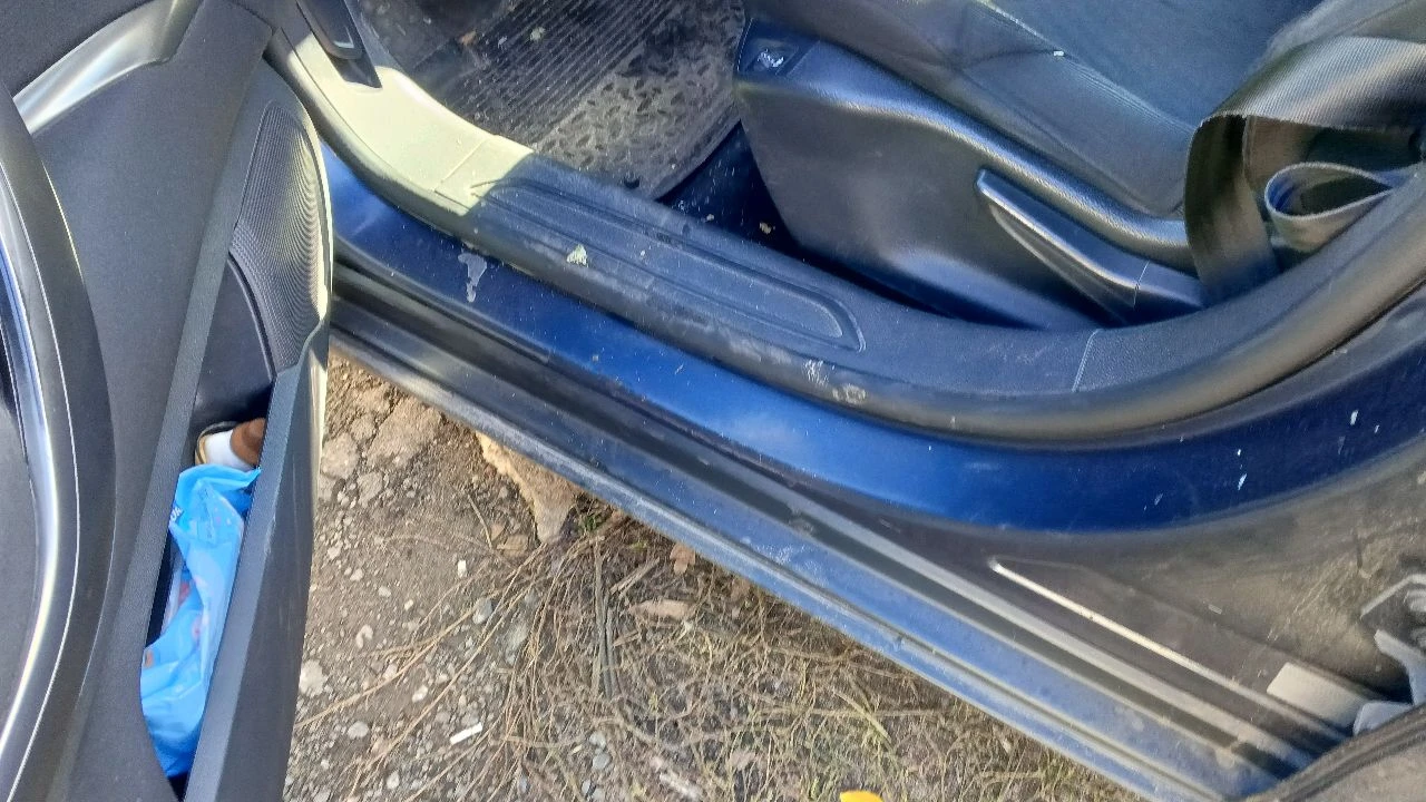 Ситроен с5 2008 года универсал: 2.0 бензин. пневмоподвеска работает отлично, ходовая на отлично, но есть мелочи которые нужно поменять. расскажу подробнее по телефону 750000т. р торг у капота. т(+79591224880):телеграм(+79495316209)пробег (230225) - фотография - 8