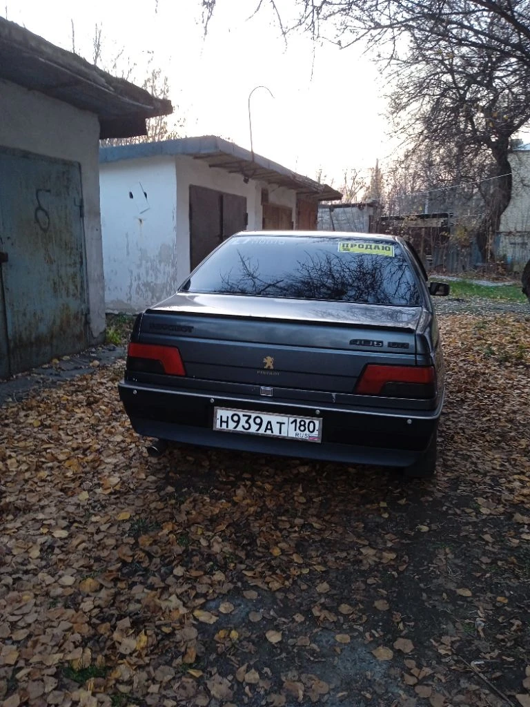Пежо405,1992г.1,6.газ бензин. без дыр и ржавчины. я хозяин.180 000.р. торг у капота. +79494757769.макеевка. - фотография - 3