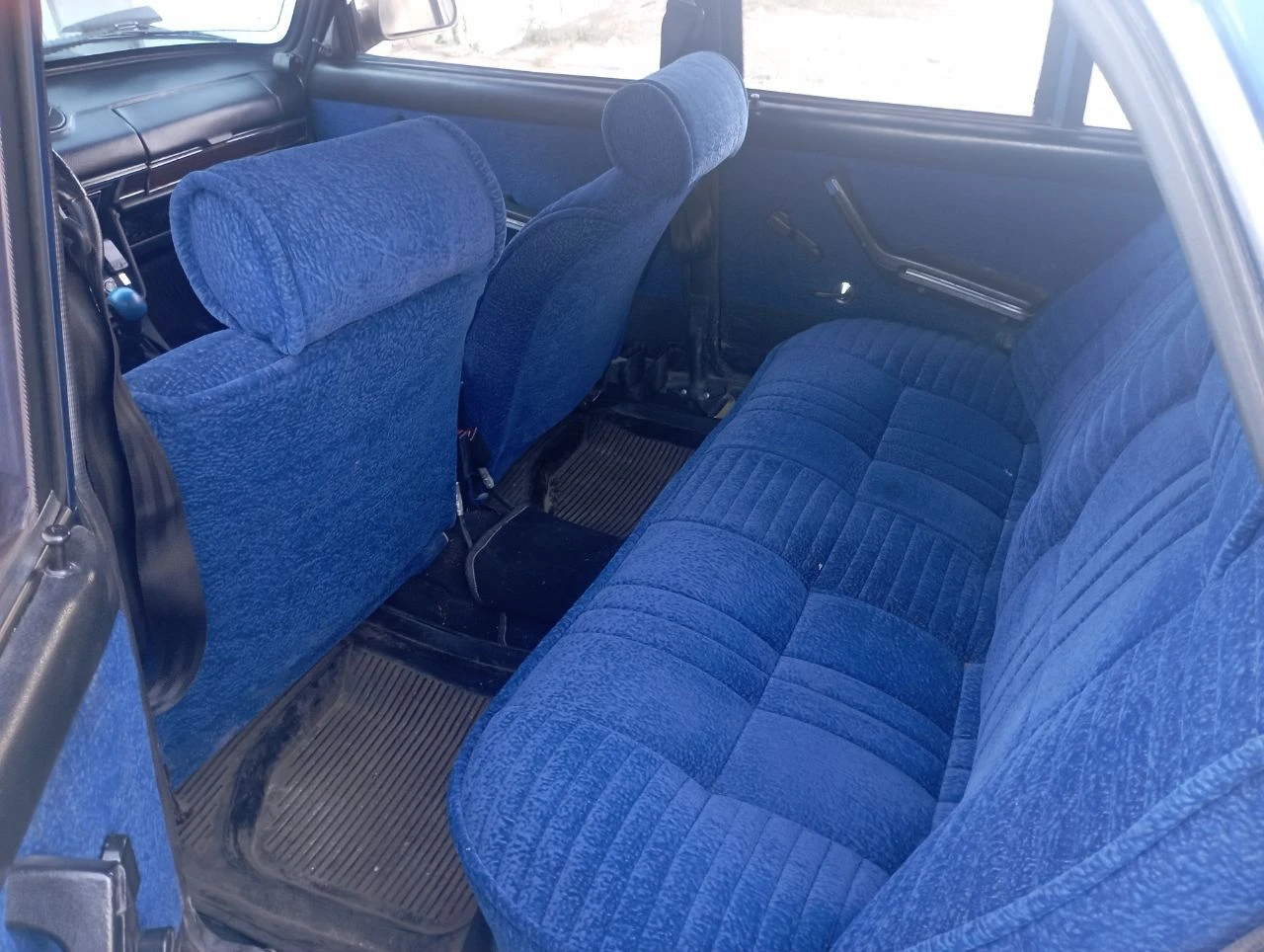 Продам ваз 2106, 1982 г. двигатель 1,5, коробка 5 мкпп на уверенном ходу. документы в порядке, продажа с полным переоформлением. цена 220 тыс. продажа не срочная тел +7949 3447668 - фотография - 5