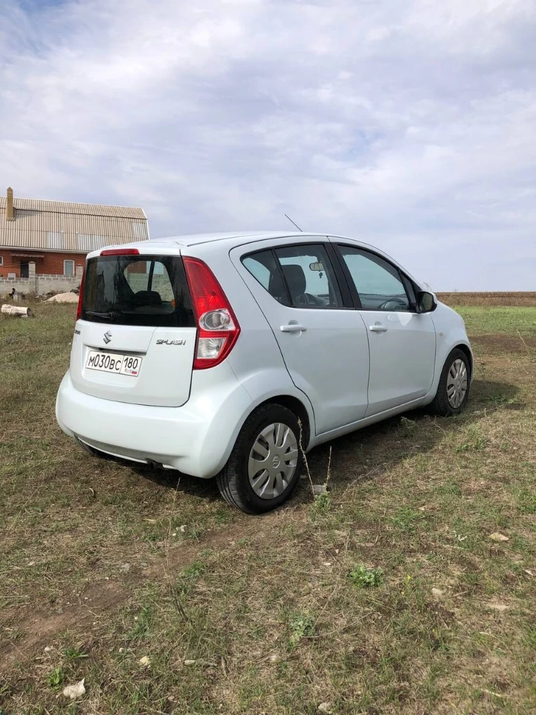 Suzuki splesh 2011, состояние хорошее, один владелец, установлено гбо. цена 600000 торг. все вопросы по телефону: +79497198737 - фотография - 2