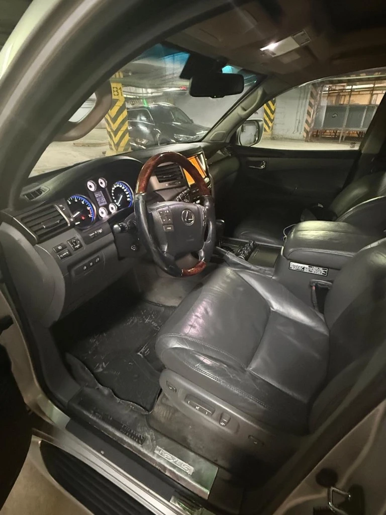 Продам цена 3️⃣0️⃣0️⃣0️⃣0️⃣0️⃣0️⃣❗️❗️
Бронированный lexus lx570 «армор групп» класс брони b6/b7 максимальный. Капсула.
2010 Года выпуска
Пробег 150.000 тыс км в серебристом цвете
Состояние сел поехал все вопросы по телефону 8️⃣9️⃣9️⃣9️⃣8️⃣2️⃣3️⃣5️⃣0️⃣4️⃣4️⃣ - фотография - 10