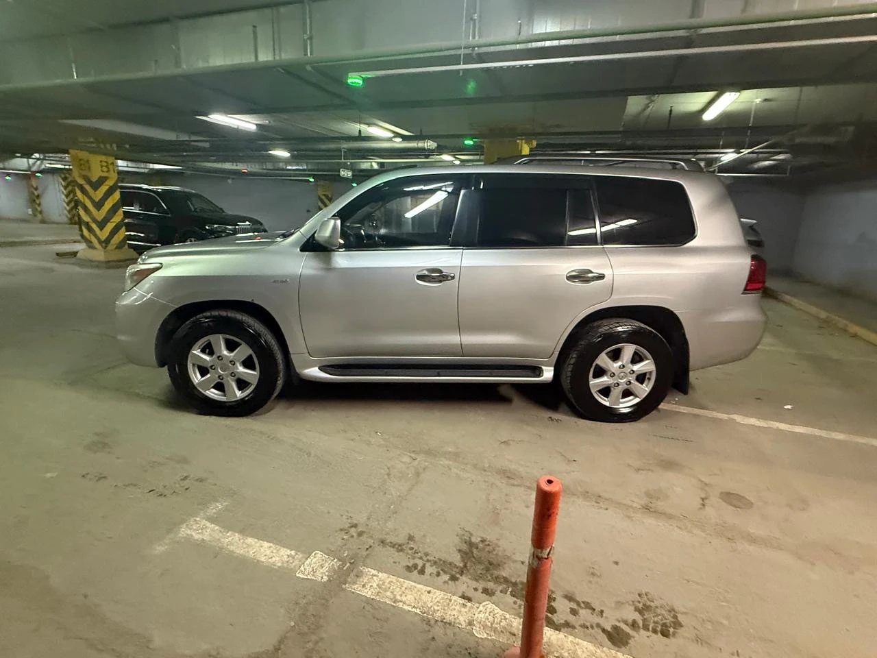 Продам цена 3️⃣0️⃣0️⃣0️⃣0️⃣0️⃣0️⃣❗️❗️
Бронированный lexus lx570 «армор групп» класс брони b6/b7 максимальный. Капсула.
2010 Года выпуска
Пробег 150.000 тыс км в серебристом цвете
Состояние сел поехал все вопросы по телефону 8️⃣9️⃣9️⃣9️⃣8️⃣2️⃣3️⃣5️⃣0️⃣4️⃣4️⃣ - фотография - 7