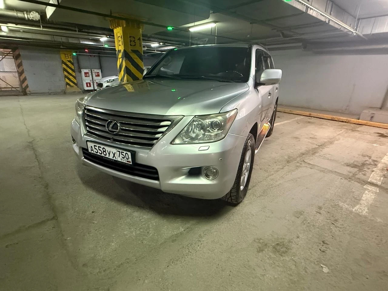 Продам цена 3️⃣0️⃣0️⃣0️⃣0️⃣0️⃣0️⃣❗️❗️
Бронированный lexus lx570 «армор групп» класс брони b6/b7 максимальный. Капсула.
2010 Года выпуска
Пробег 150.000 тыс км в серебристом цвете
Состояние сел поехал все вопросы по телефону 8️⃣9️⃣9️⃣9️⃣8️⃣2️⃣3️⃣5️⃣0️⃣4️⃣4️⃣ - фотография - 9