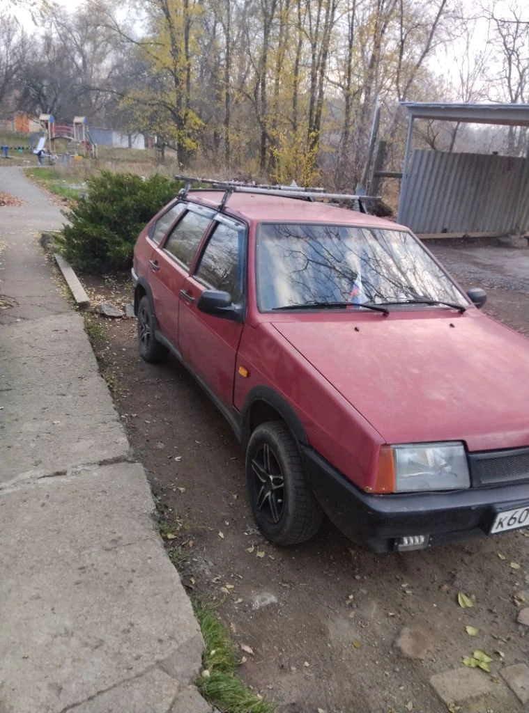 Продам ваз 2109,центр. замок, сигнализация, стоит газ, я собственник, любое оформления 90 к. для раб... - фотография