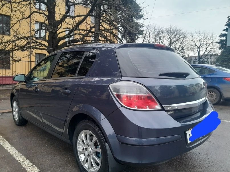 Астра н 1.6 z16xer 2007г. 196 пробег. не гнилая, оцинкована, всё работает, климат холодит, печка греет. подогрев передних сидений, зеркал и заднего стекла. два комплекта резины, зима шипы. цена 550т₽. торг у капота. макеевка. +79494069690.если не на связи звоните после 15.00 - фотография - 5