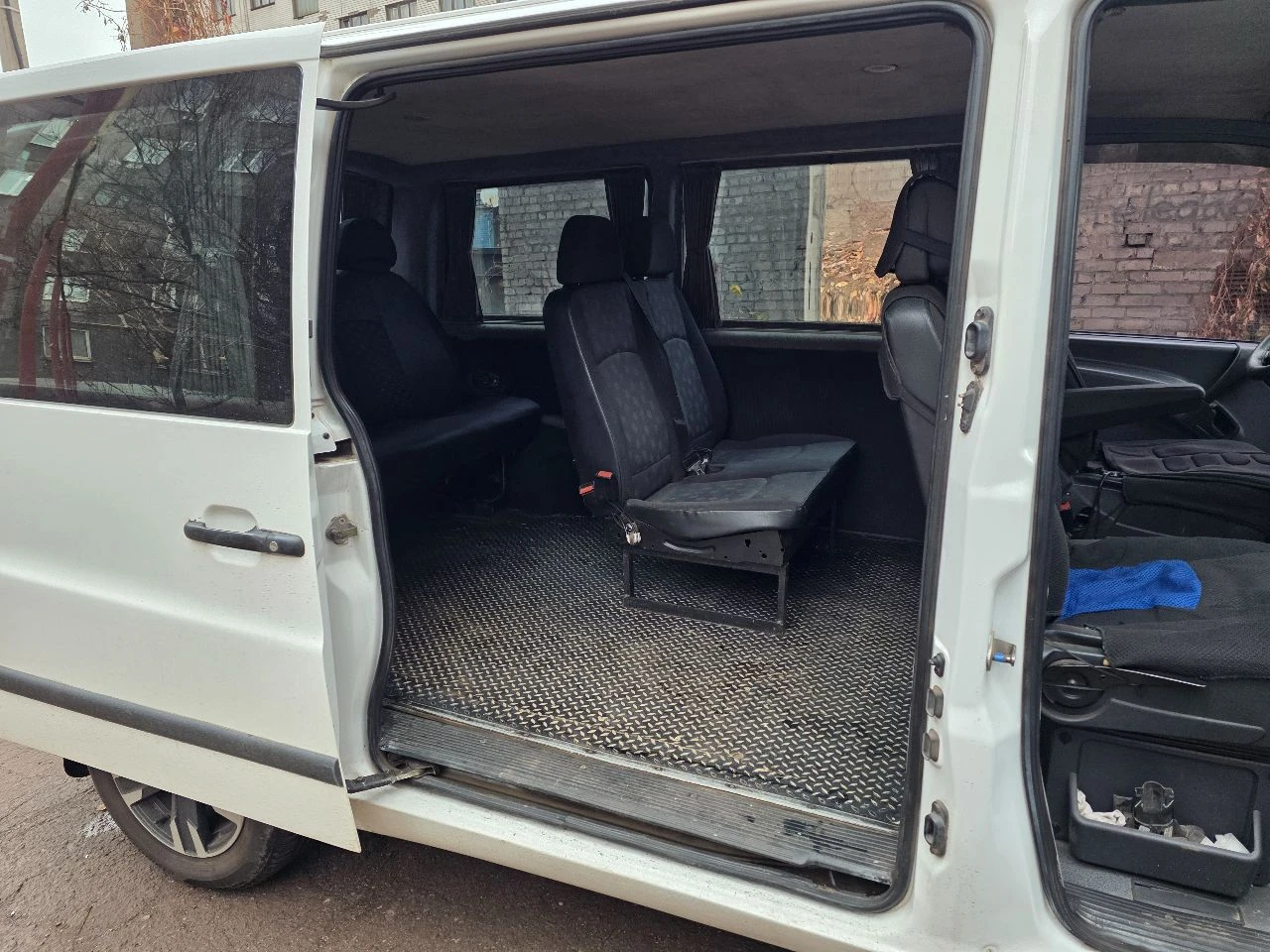 Продам mercedes vito 108 2001 года + 7 949 426 18 96 иван 750 000 торг - фотография - 5