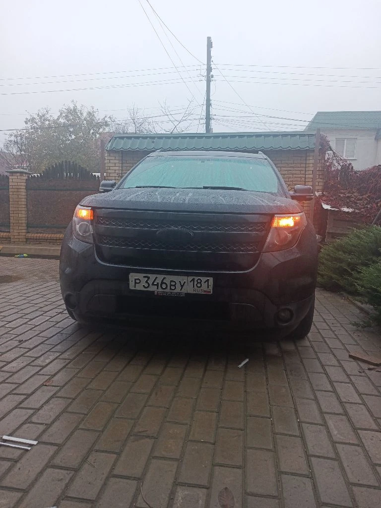 Форд эксплорер 2013года бензин, двигатель 3.5, коробка автомат. салон 6 мест цена 1730000руб тел+795... - фотография