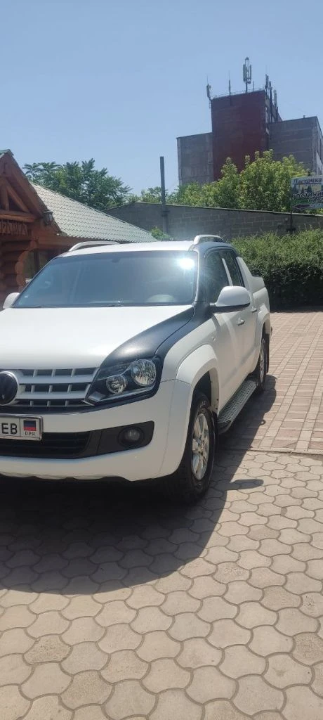 Фольксваген амарок. год выпуска - 2012. объем 2.0 битурбодизель, мкп. пробег 187 000 км. автомобиль был приобретен в 2016 году. по птс - вы будете вторым владельцем. автомобиль на 180 регионе, без штрафов и запретов, любые проверки за ваш счет, переоформление в мрэо. авто в отличном состоянии для своих лет. два года назад полностью обработано днище антикорозийкой. выкрашена в раптор. 50 км назад заменены масла, фильтра, ремни, произведено регламентное то. в дтп не участвовал. дополнительно стоит камера заднего хода, сигнализация "пандора". салон ухоженный и не прокуренный. могу рассмотреть обмен на авто с акп. седаны и лифтбэки, не предлагать. , а также машины старше 2014 года выпуска. разумный торг возле авто реальному покупателю. цена 2200000 рублей. телефон +79495550055. есть телеграмм. - фотография - 9