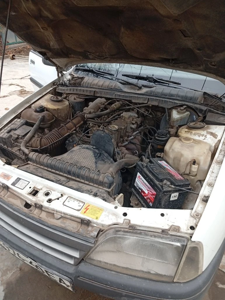 Опель омега 1990г на ходу. укр регистрация 10 лет простояла в гараже. заводится. есть к чему приложить руки. 65000 +79494678520 - фотография - 6