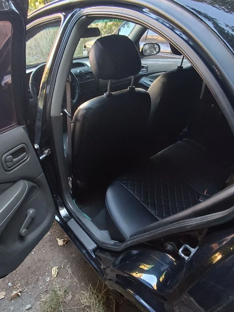 Nissan almera classic b10 2011 года выпуска, двигатель 1.6(qg16de, цепной привод грм, 107лс)кпп механика 5ст, комплектация pe plus: кондиционер, сигнализация, abs, подогрев передних сидений, обогрев зеркал, магнитола 2din, управление магнитолой на руле, (установлено гбо евро 4, в птс не вписано), два комплекта ключей, новая зимняя резина, запретов, штрафов, ограничений нет, продажа только с переоформлением. пробег 158 тыс. владею больше года, простой, надежный и довольно экономичный автомобиль, срочных вложений не требует, цена 650 000 (торг) +79498635576 (осмотр в донецке, кировский район) если не отвечаю, пишите в телеграмм, на этом же номере - фотография - 3