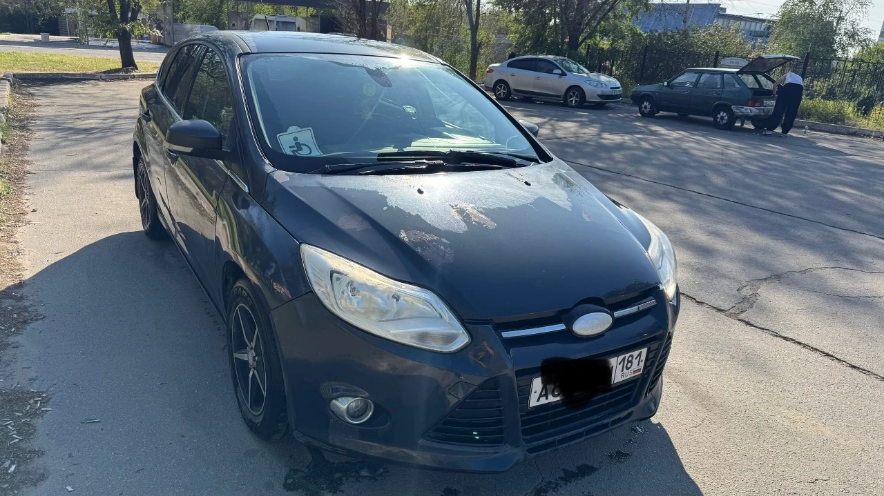 Продаю форд фокус, 2012 г. в., 1.6, механика, гбо, климат-контроль, без ключевой доступ, автозапуск-... - фотография