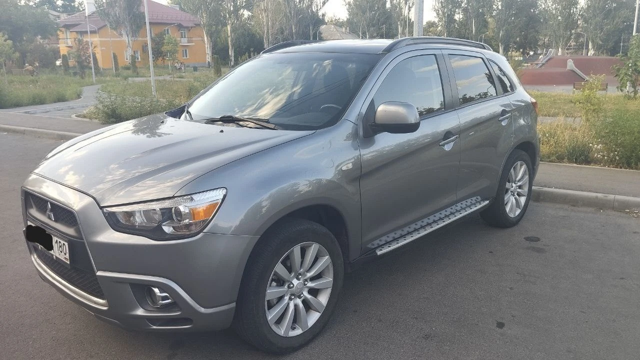 Продам митсубиси аутлендер спорт(asx) 2011 года выпуска, двс 2.0л бензин 150 л. с., кпп вариатор полный привод, 145000 км пробега. авто в отличном состоянии. автомобиль технически полностью исправен как походовой, так и по двигателю и коробке, без нареканий. масло в двигателе и коробке недавно менялось, аккумулятор новый. из опций: кондиционер, панорамная крыша, безключевой доступ, мультируль, подогрев сидений, датчик дождя, датчик света, датчик давления в шинах. цена 1100000 рублей, хороший торг. телефон +79495614068. - фотография - 4