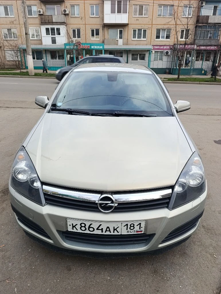 Продам свой автомобиль opel astra h 1.6 бензин механика 5 работает все исправно кузов весь в родном окрасе без гнили, ровный авто пригонялось в 2017 году из германии салон отличный климат 2 ключа, книжки, страховка я собственник цена 650т. р осмотр в городе перевальск +79591400470 - фотография - 7