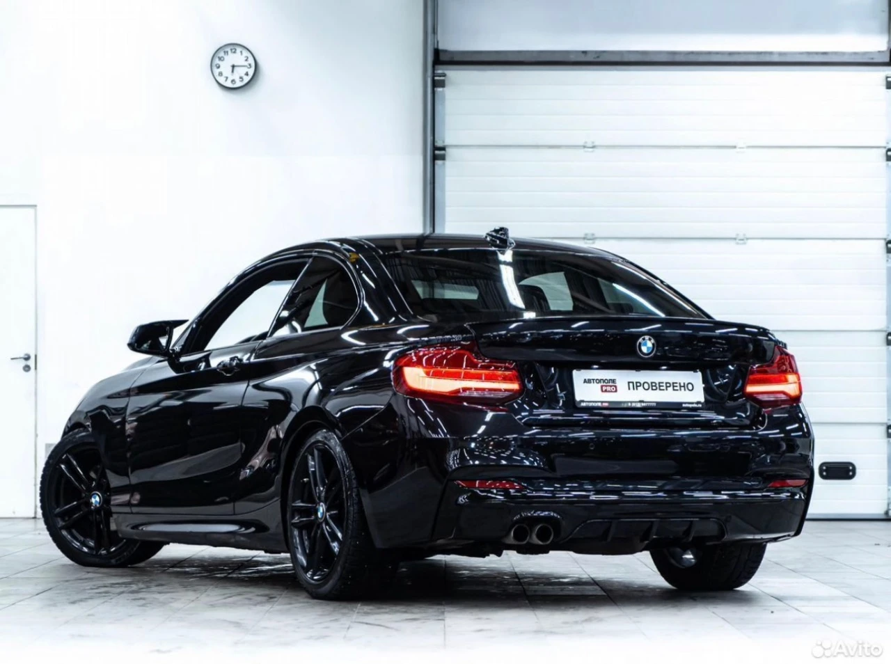 Продам свой личный автомобиль 2017г в отличном состоянии. машина пригнана и прошла 170000 по немецким дорогам, сейчас пробег 240000. коробка автомат, в м-пакете 224 л. с. я в россии второй владелец. своевременное обслуживание в профессиональном сервисе бмв, салон ухожен, в машине не курили!!! машина ухоженная все обслужено, ничего делать не надо. новая зимняя резина. два комплекта ключей, сервисная книжка. обмен не интересует. +79882535659 ватсап, торг у капота - фотография - 4